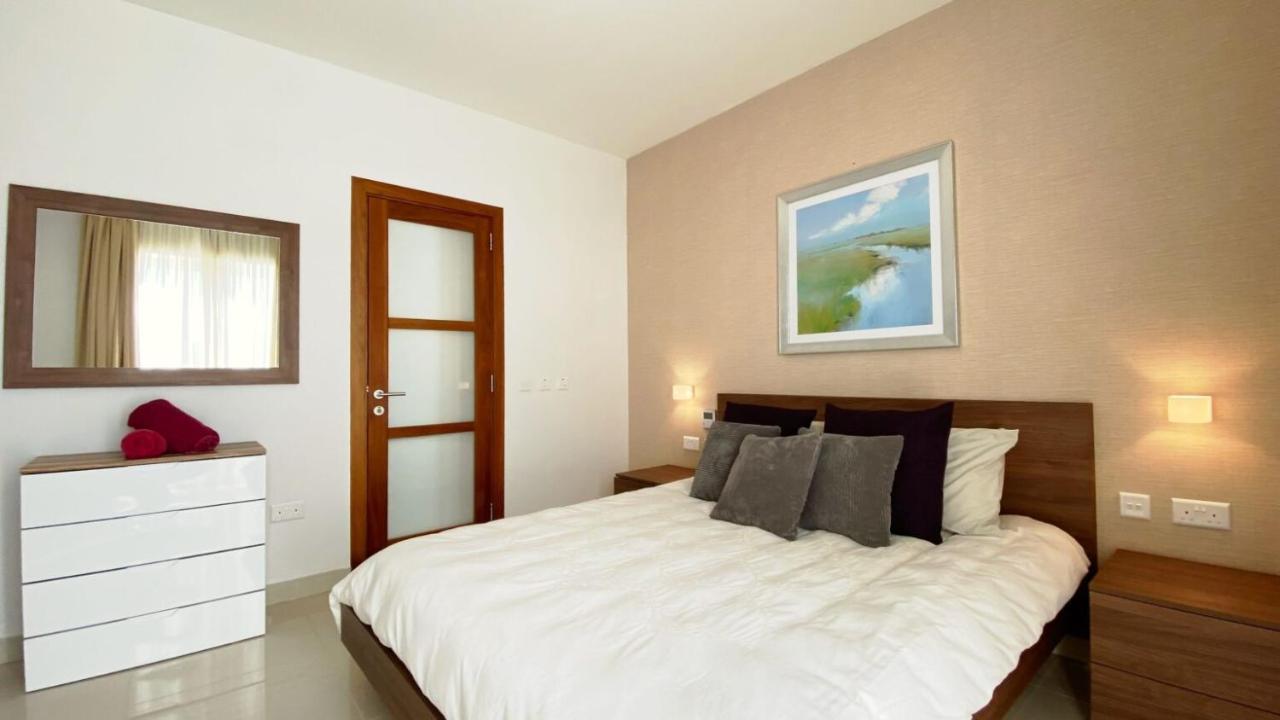 Ferienwohnung Point Sliema Sea Front Exterior foto